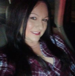 Meet your Posher, Nadia